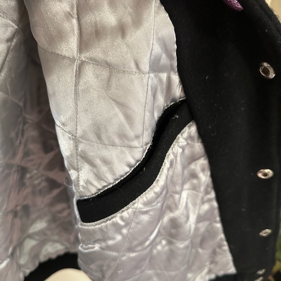 Varsity style jacket - Picture 3 of 3